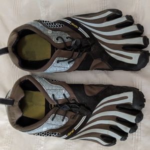 Vibrams Five Finger Shoes